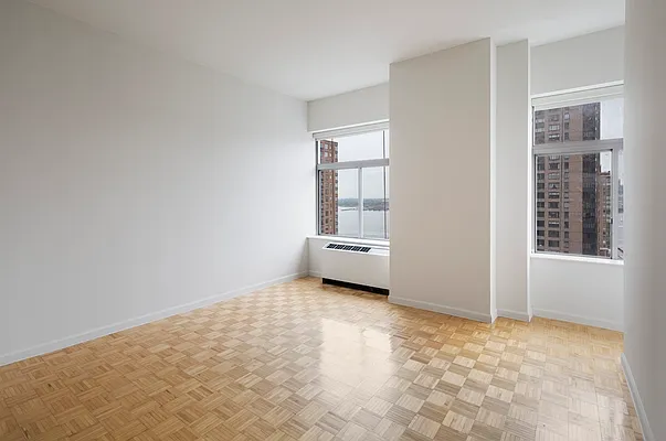 Rented by The Moinian Group | media 13