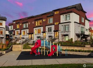 Towns At Westridge, Issaquah, WA 98029