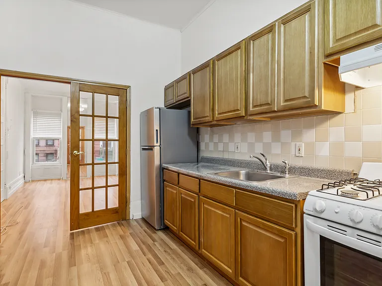 373 Park Pl #2 — Photo 2
