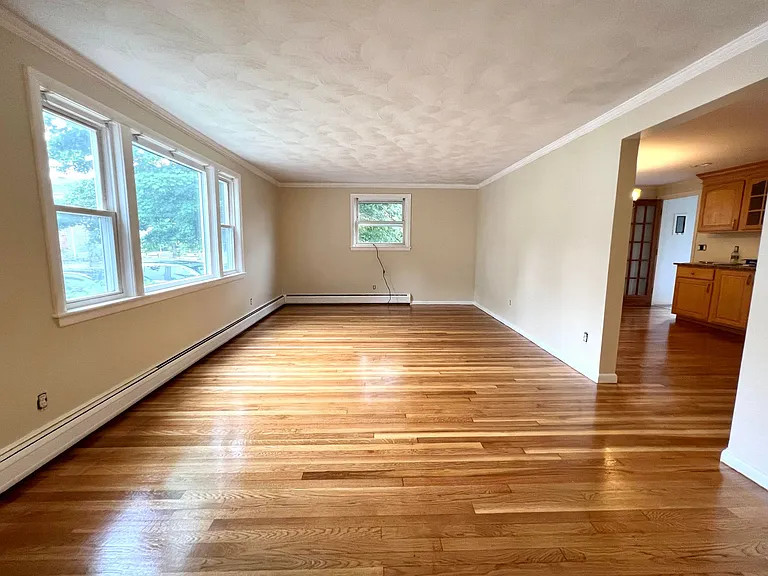 83 Ralph St — Photo 7