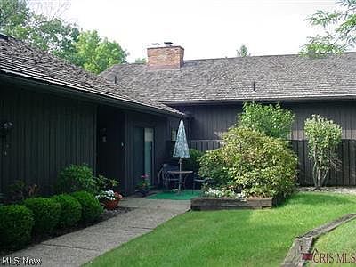 1st image of 175-17 Hawthorne Dr #13-T