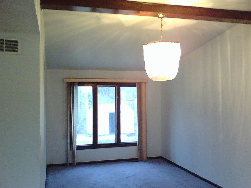 2nd image of 29801 Sugar Spring Rd