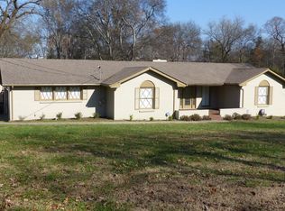 160 Fairways Dr, Hendersonville, TN 37075