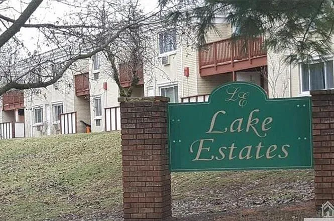 2 Lk Ave — Photo 24