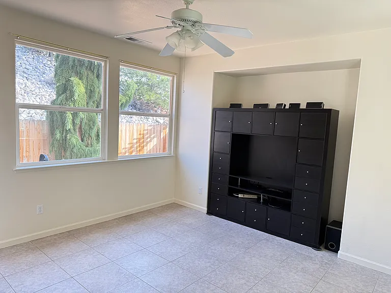 5783 Golden Eagle Dr — Photo 10
