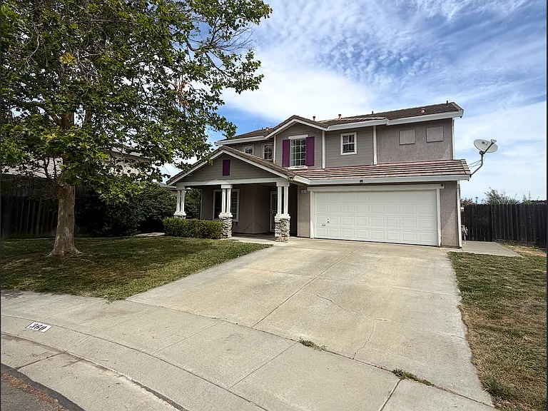 360 Madden Ct — Photo 1