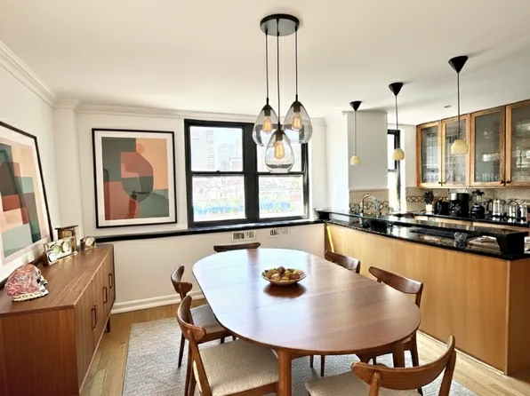 239 East 79th Street image 6 of 20