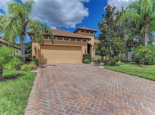 3825 80th Dr E, Sarasota, FL 34243