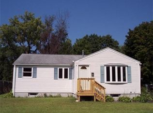 54 Armanella St, Chicopee, MA 01020
