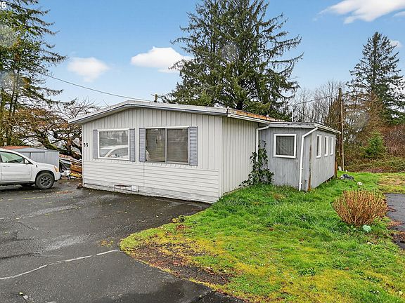 2nd image of 7120 Fairview Rd Unit 35