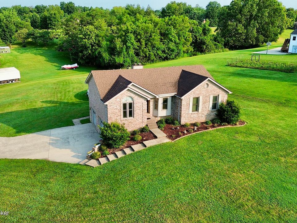 1st image of 354 Deacon Trace Rd