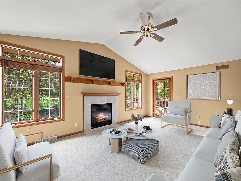 1st image of W159N4835 Graysland DRIVE #E