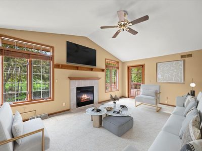 W159N4835 Graysland DRIVE #E, Menomonee Falls, WI, 53051
