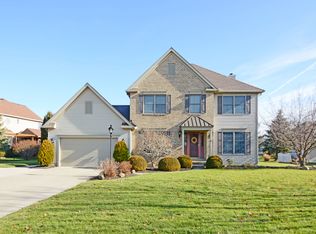 2241 Peregrine Dr, Avon, OH 44011