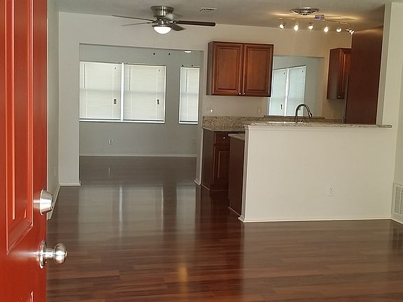 2nd image of 1721 Moselle Ave