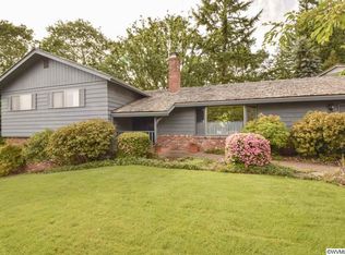 517 W Hills Way NW, Salem, OR 97304