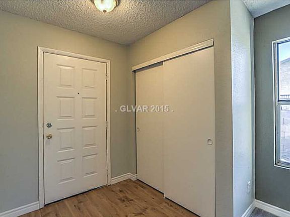 5th image of 4620 Bumblebee Cir