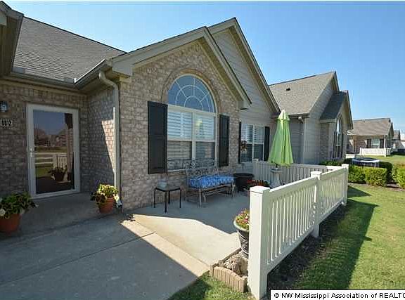 2nd image of 8812 Parkview Oaks Cir #38