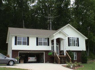 1894 Salem Valley Rd, Ringgold, GA 30736