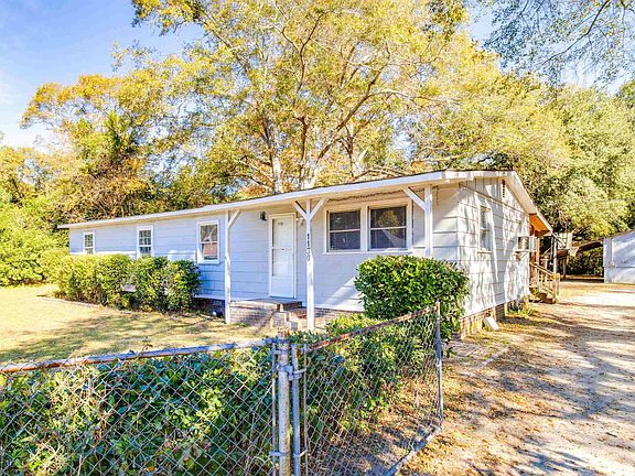 3rd image of 1130 Floyd Dr