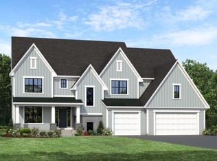 5470 Rolling Hills Pkwy, Chaska, MN 55318