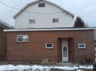 1184 Lloyd St, Nanty Glo, PA 15943