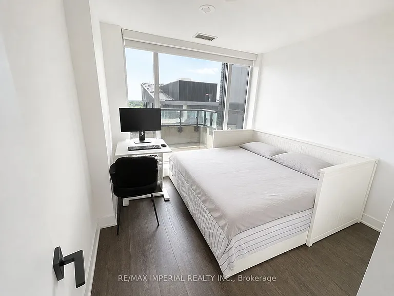 2481 Taunton Rd #1303 — Photo 12