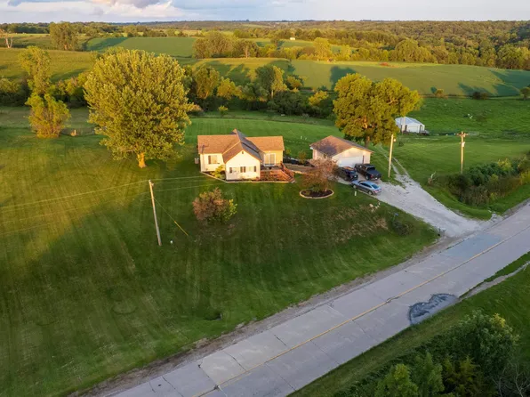 6617 201st St, Albia, IA 52531