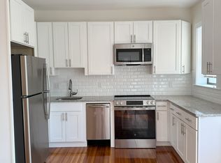 9 Seaverns Ave APT 2F, Jamaica Plain, MA 02130