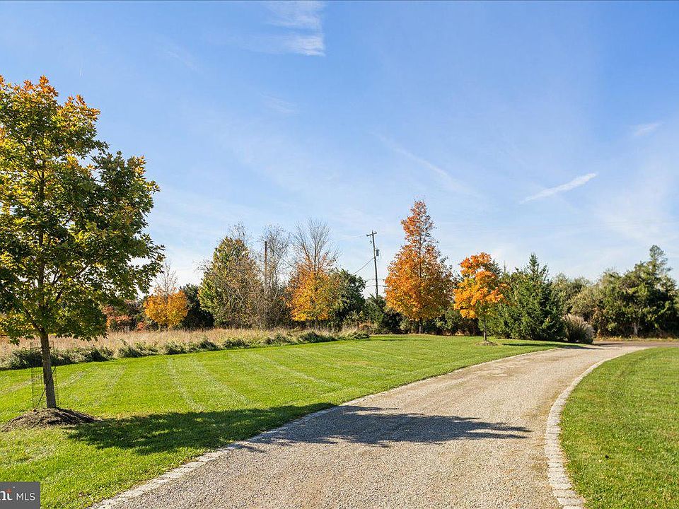 320 E Dark Hollow Rd, Pipersville, PA 18947 Zillow