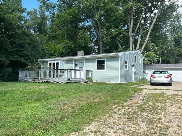 53230 Nadine St, South Bend, IN 46637