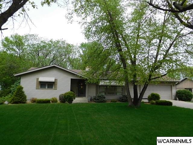 1st image of 102 Crestview Dr