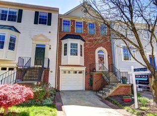 14605 Flower Hill Dr, Centreville, VA 20120