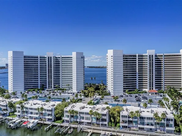 555 Quay Cmns #904, Sarasota, FL 34236