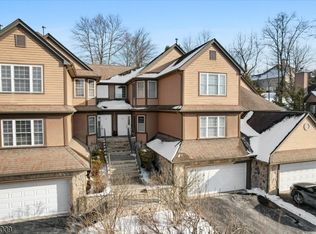 28 Havenhill Rd, Hardyston, NJ 07419