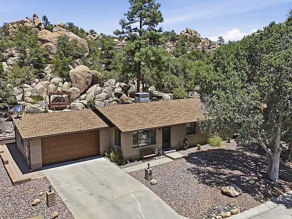 2nd image of 1286 Los Arcos Dr