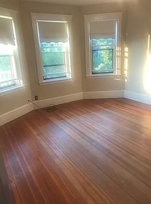 2nd image of 841 E 3rd St #3