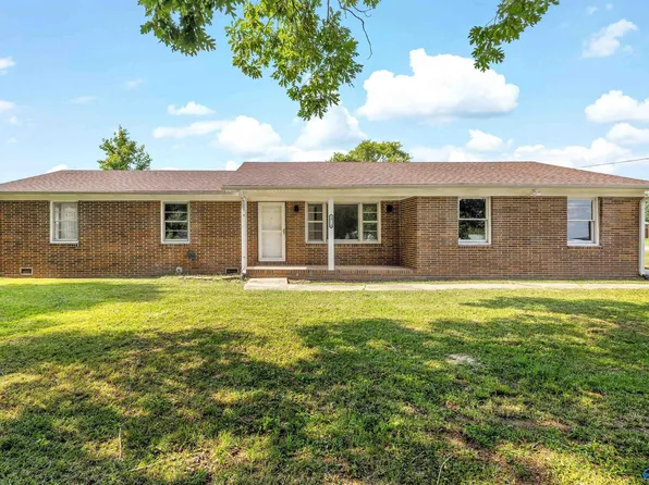 13545 New Cut Rd, Athens, AL 35611