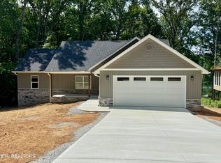 203 Dublin Ln, Fairfield Glade, TN 38558