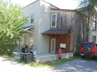15 1/2 S Jefferson St APT 2, Lexington, VA 24450
