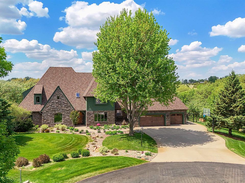 1st image of 1705 N Deer Hollow Cir