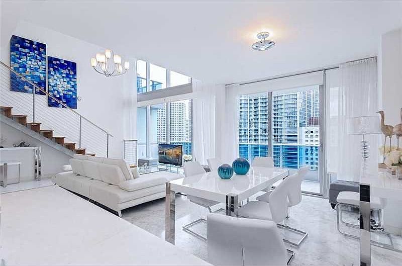 2nd image of 200 S Biscayne Blvd #502