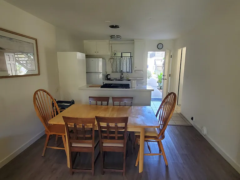 Del Prado — Photo 6