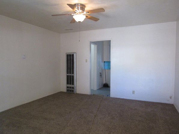 stockton-california-440211484 picture