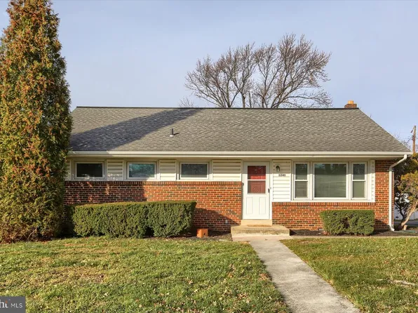 3240 Cloverfield Rd, Harrisburg, PA 17109