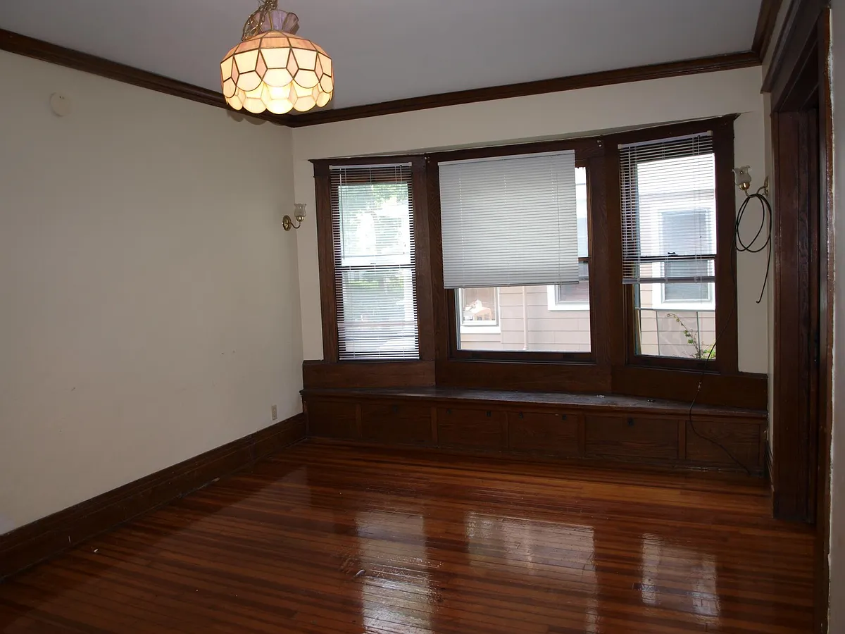Building Photo - 506 Mount Hope Ave