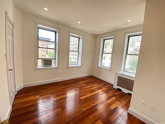 1st image of 621 9th Ave #4Z
