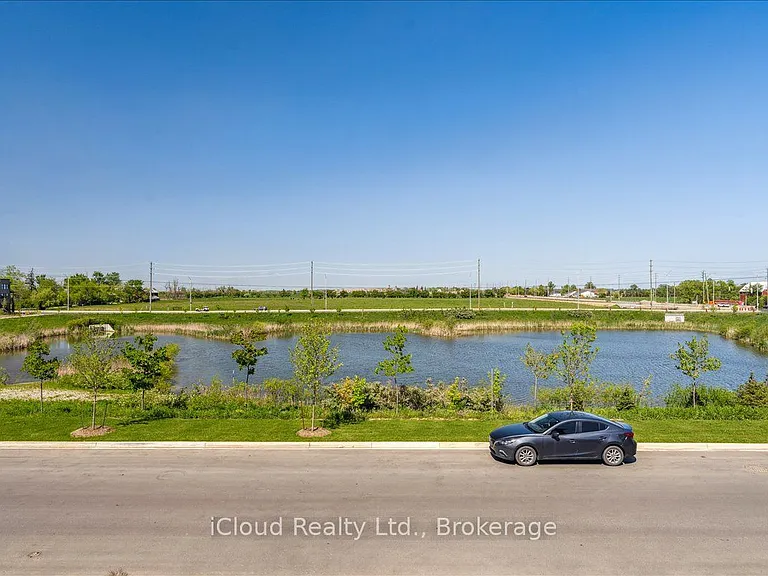 925 Hickory Cres — Photo 10
