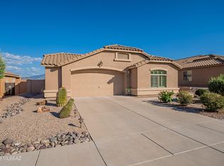 901 W Rio Teras, Green Valley, AZ 85614