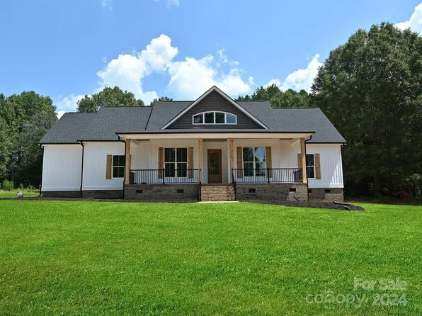 3136 Hilton Rd, Rock Hill, SC 29732